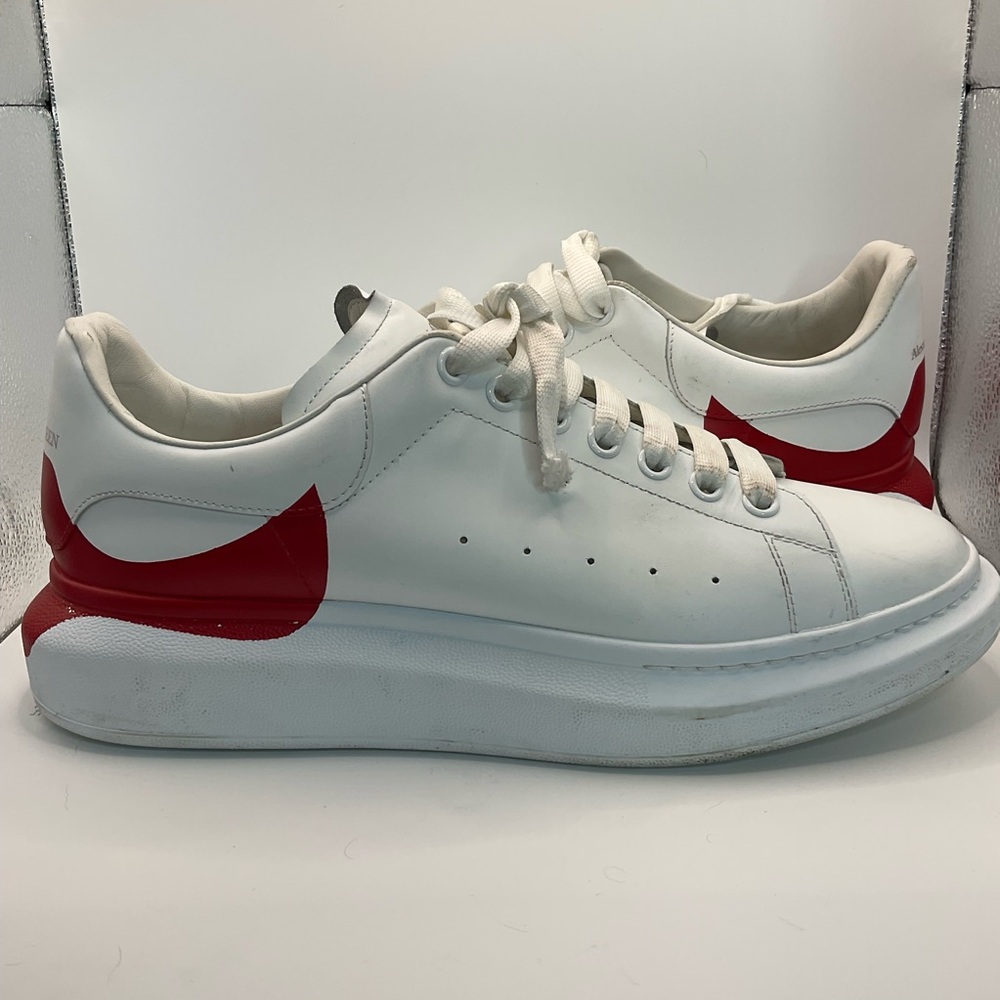 Alexander McQueen Men’s Oversized sneaker in 'Lush Red' size 45